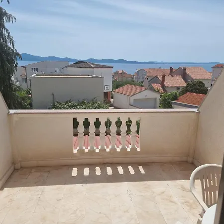Romansa Zadar