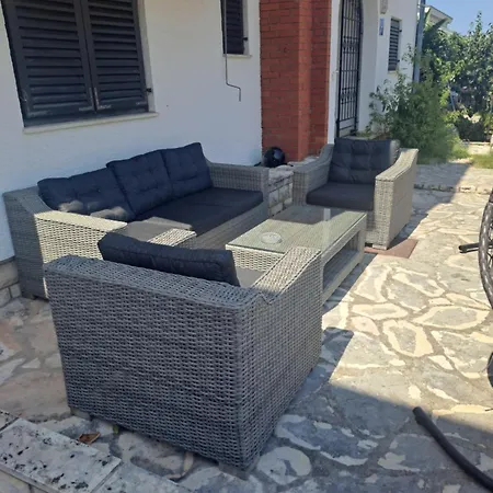 Konukevi Romansa 2*