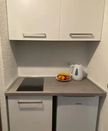 بيت ضيافة Romansa زادار