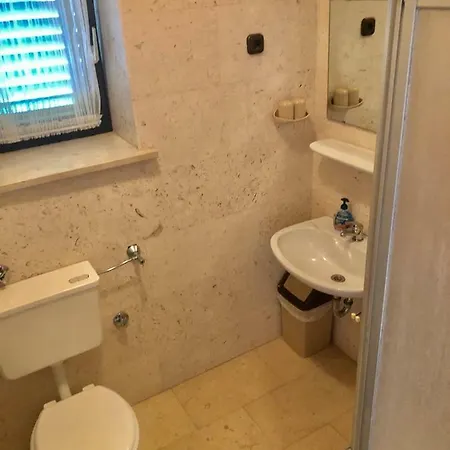 Romansa بيت ضيافة